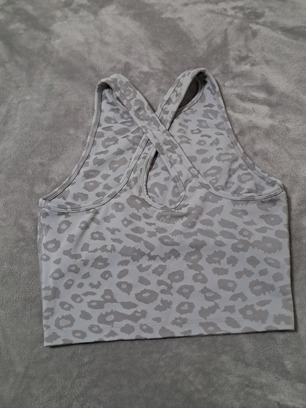 Beyond Yoga Gray Leopard Print Cropped Tank - Women's Sports Bra Style Sz. S